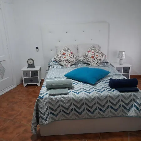 Apartamento En El Barrio San Lorenzo. Apartment *
